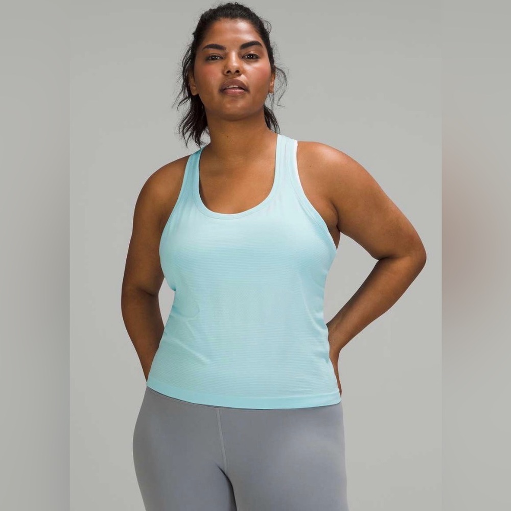 Lululemon Swiftly Tank Size 16 Race Length Icing Blue NWT